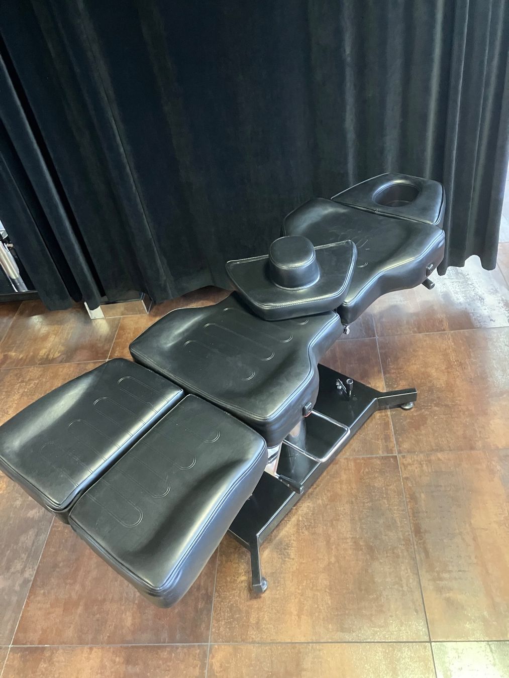 Kosmetik-& Massageliegen: Fauteuil Tattoo Tatsoul – Gebraucht aus Sembrancher von exp_nl5t 3