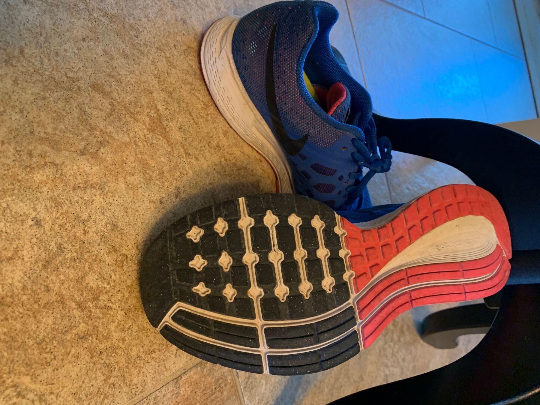 Nike Chaussures femmes: Nike 38 – D'occasion à Rochefort par runeii 1