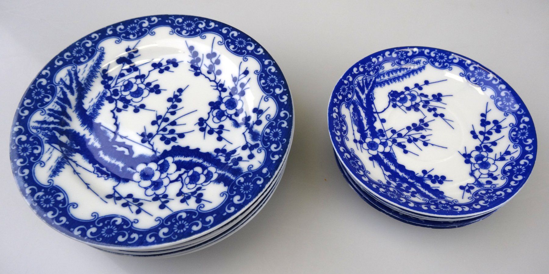Set di piatti: Japanisches Teeset Kirschblüten-Stil – Usato da Rüti ZH venduto da Restwert_Rueti_ZH 1