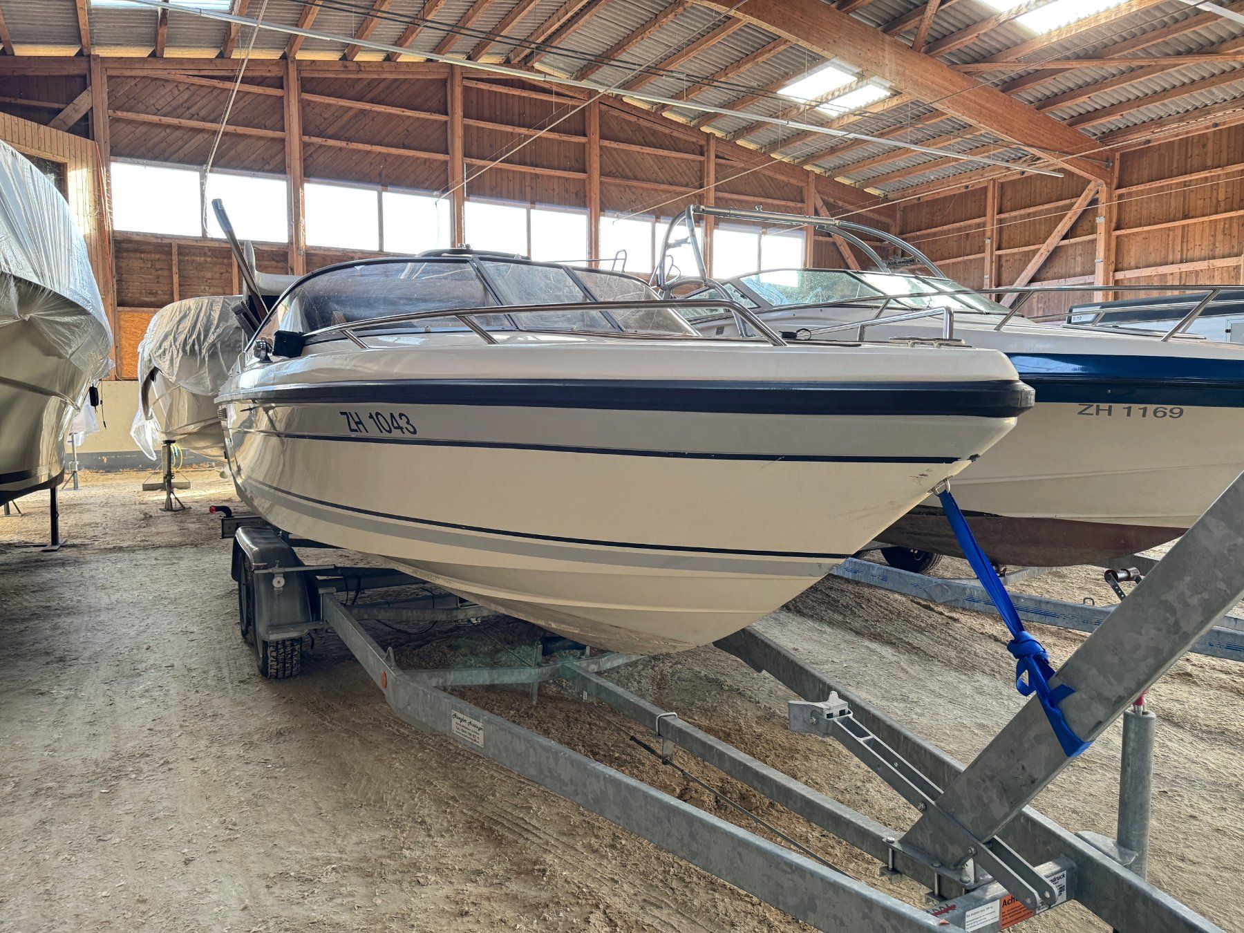 Cranchi Barche: CRANCHI HOBBY 20 Es steht im HAFENPLATZ. – Usato da Avenches venduto da BOOTTRANSPORTE 3