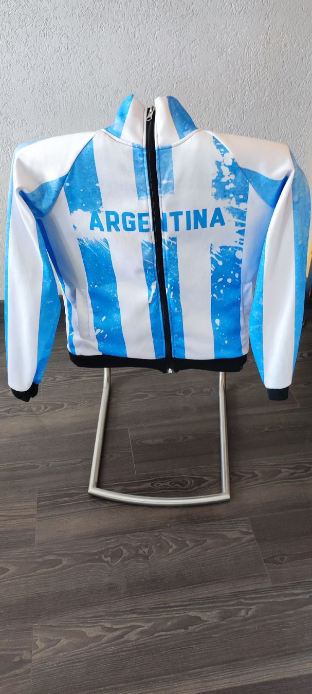 Giacche: Argentina Jäggli – Usato da Othmarsingen venduto da HBN