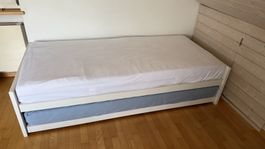 Ausziehbett 2 × 90 × 200 cm inkl. Matratzen