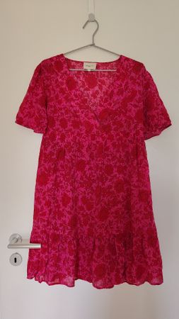 Kleid Choklate Paris Blumenmuster pink Grösse notiert Lwar=M