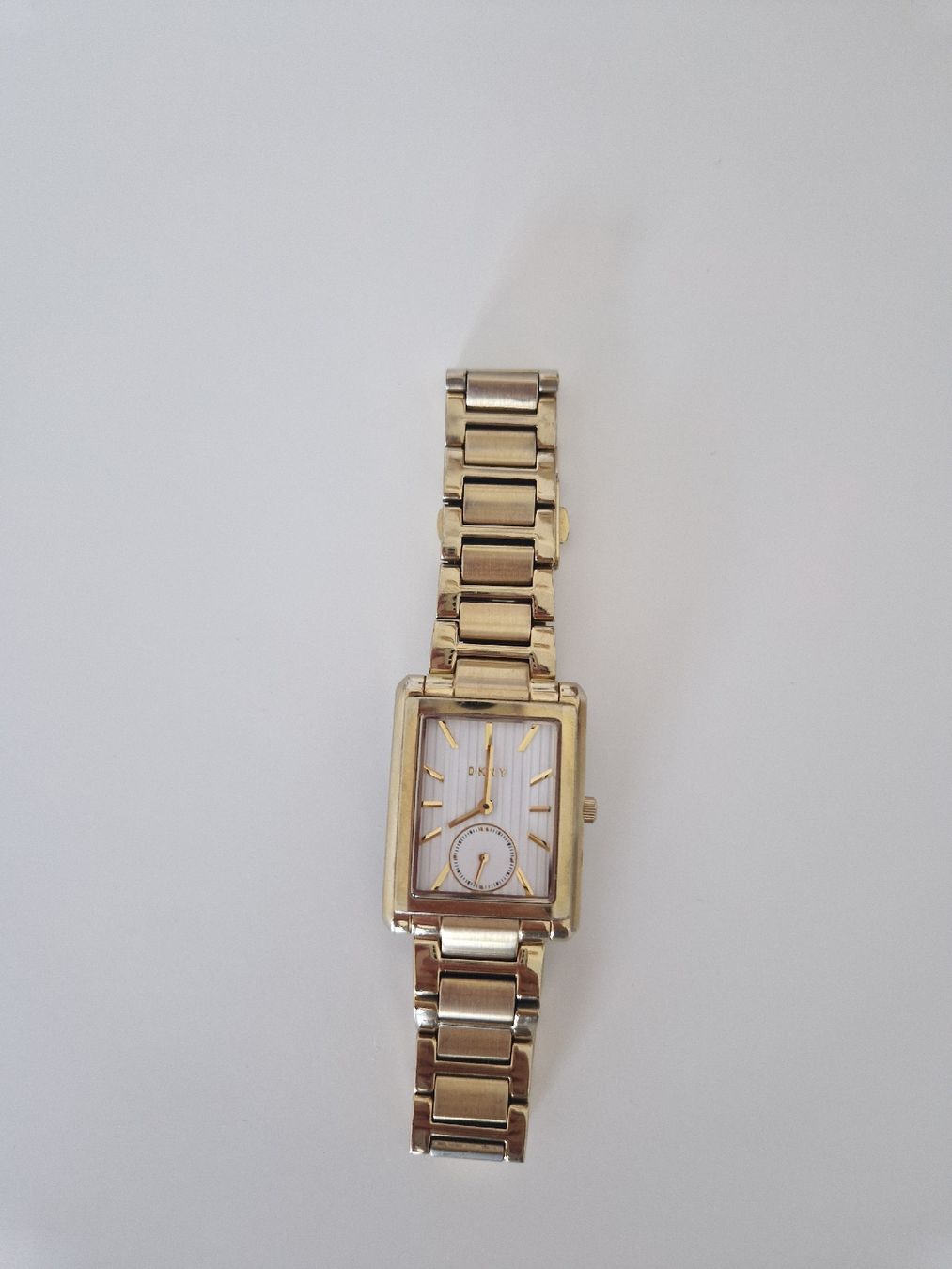 DKNY Montres: Montre femme DKNY – D'occasion à Sion par Melissa.ischer 1