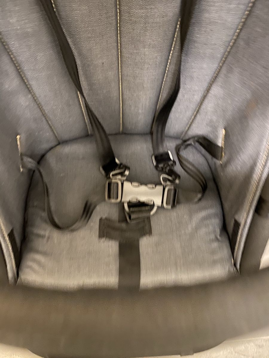 Bugaboo Carrozzine: Bugaboo Denim 107 Kinderwagen – Usato da Horgen venduto da bib_rlf6 4