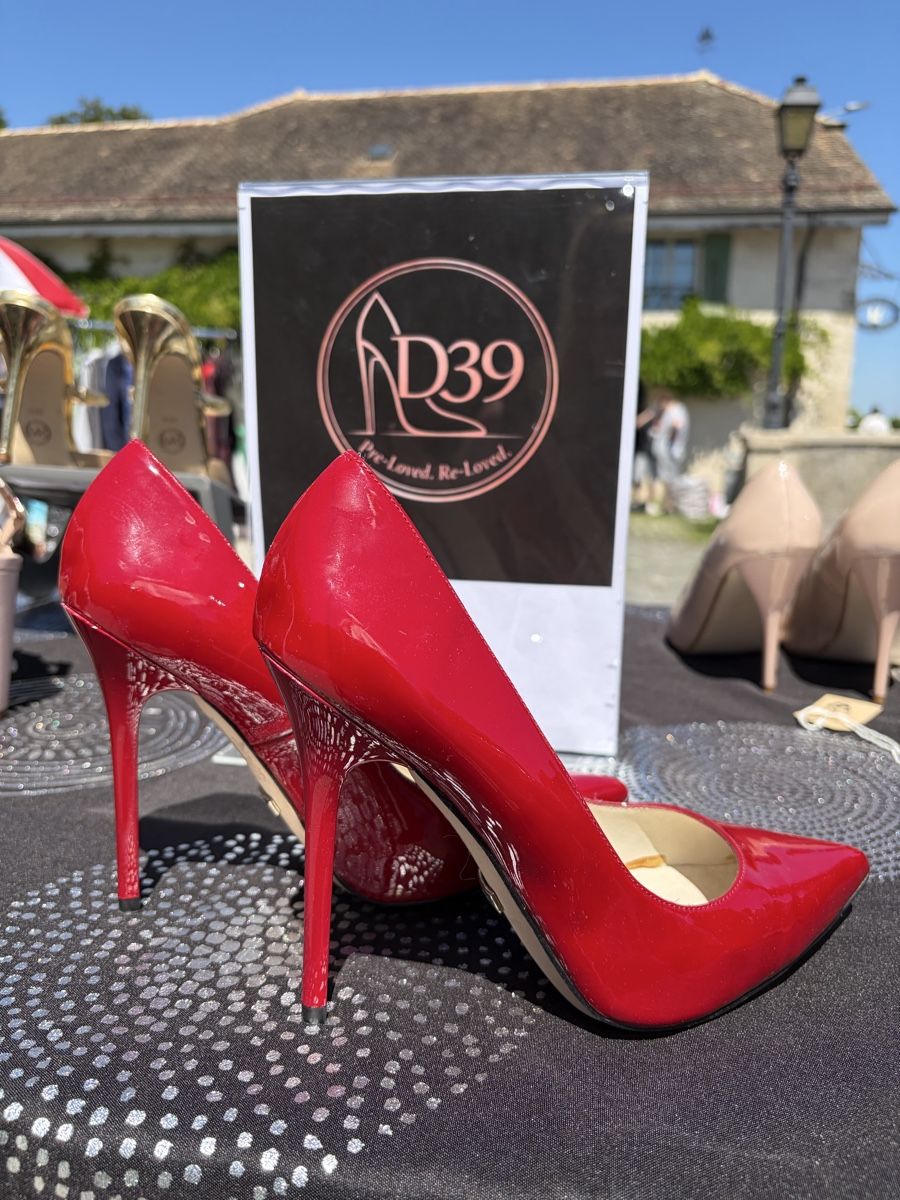 Buffalo Damenschuhe: Buffalo Red Leather High Heels - Size 39 - Classic Style – Gebraucht aus Nyon von Deb_D39 3