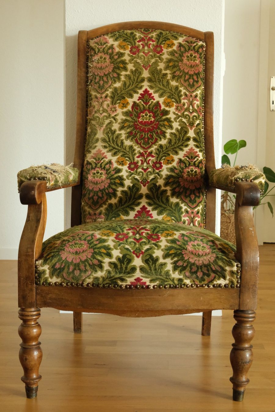 Sessel: Fauteuil ancien à dossier haut vers 1860 – Gebraucht aus Nyon von JJZA 2
