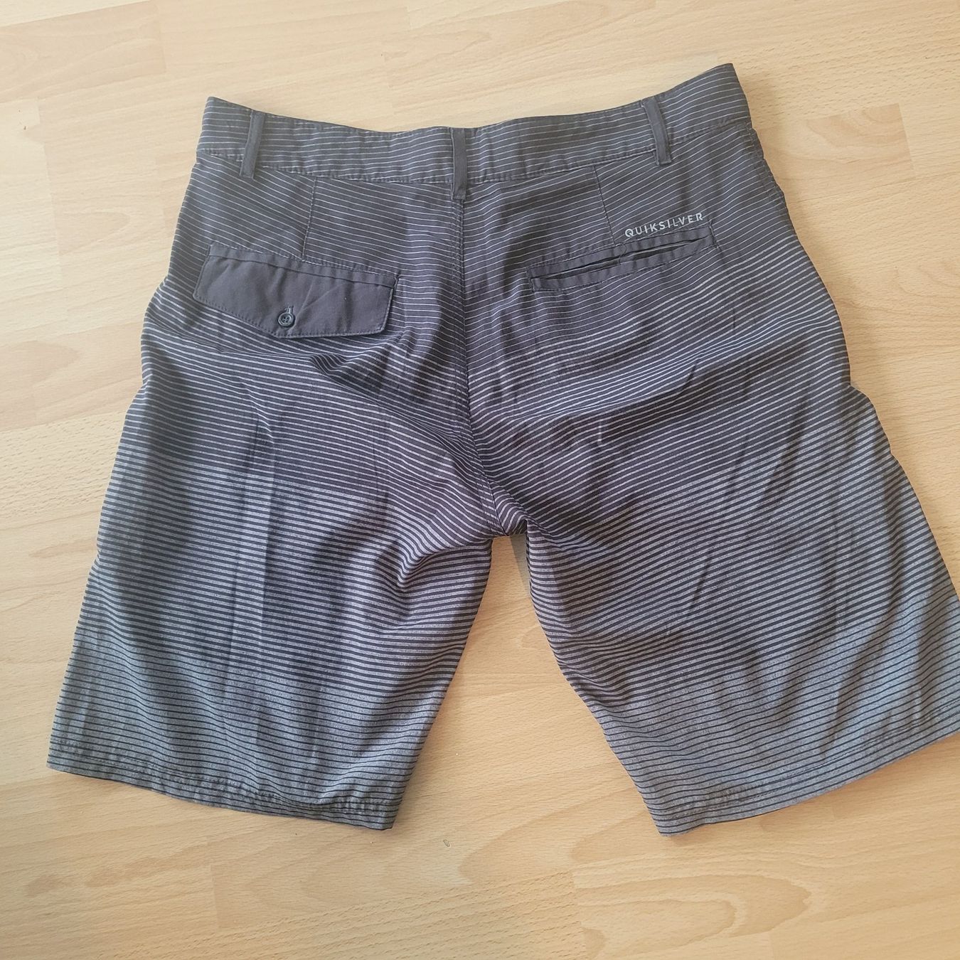 Pantaloni: Shorts gr.38 Quicksilver – Nuovo (secondo la descrizione) da Winterthur venduto da Flomal 1