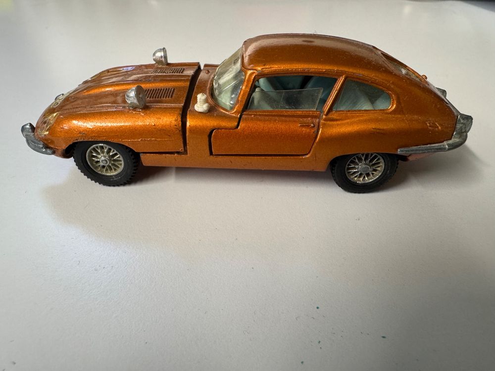 DINKYTOYS Jaguar Type E 2+2 – Miniature 1/43 En Zamak, Voiture De Collection