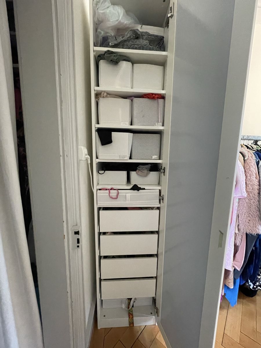 Ikea Armoires: Schrank PAX Ikea Spiegeltüre – D'occasion à Basel par knipslicht 1