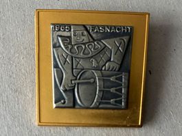 BG12522 - INSIGNE BADGE carnaval FASNACHT 1933 - SUISSE