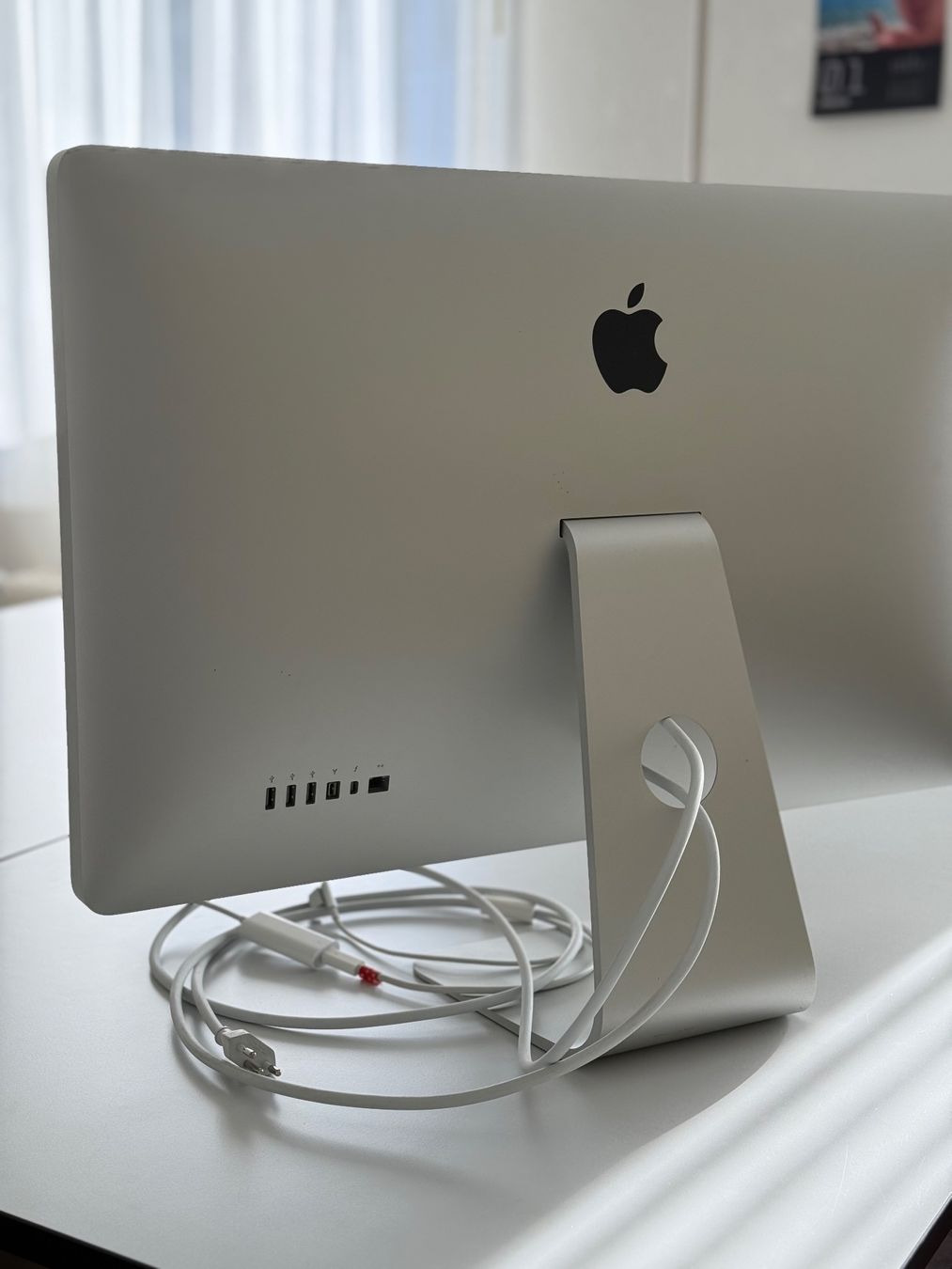 Apple Thunderbolt Display (Gebraucht) in Guemligen für CHF 111 – nur ...