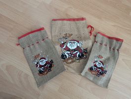 3 bedruckte Samichlaussäcke aus Jute