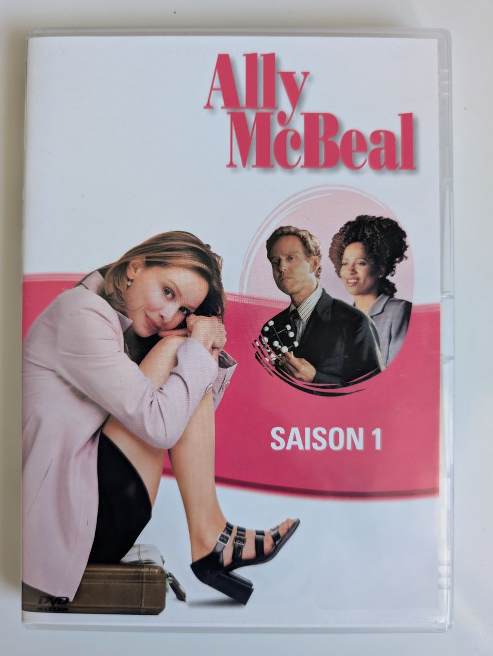 Tutti i DVDs: Titel: Ally McBeal, Saison 1, DVD5 – Usato da Spiegel b. Bern venduto da Chilidani