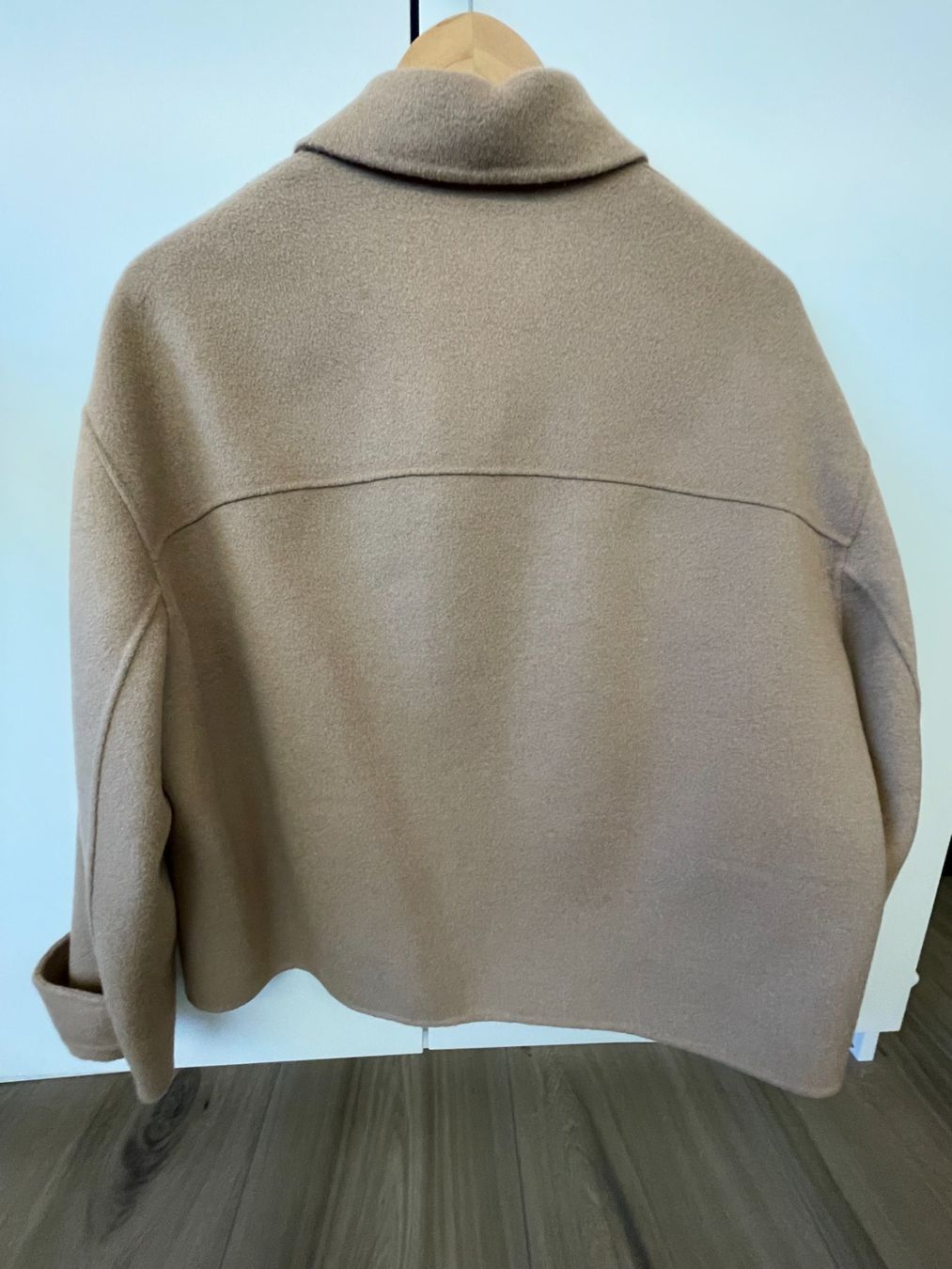 Giacche: Massimo Dutti Jacke Wolle Gr. XS – Usato da Ehrendingen venduto da Bretzelchen 2