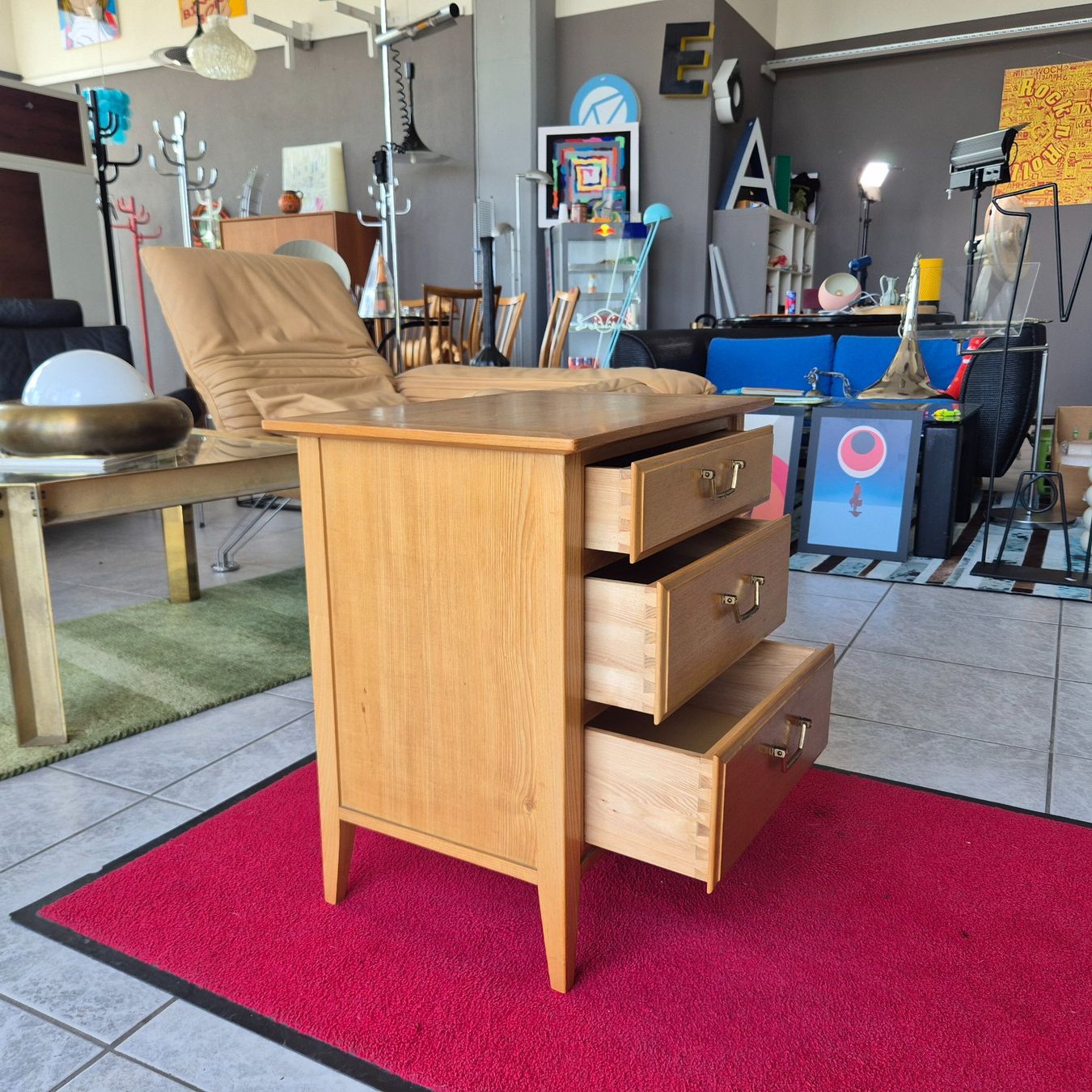 Tables de nuit: 60s Night-Stand Nachttisch Schubladenkommode Holz Kommode – D'occasion à Nottwil par Wondewa-Shop 8