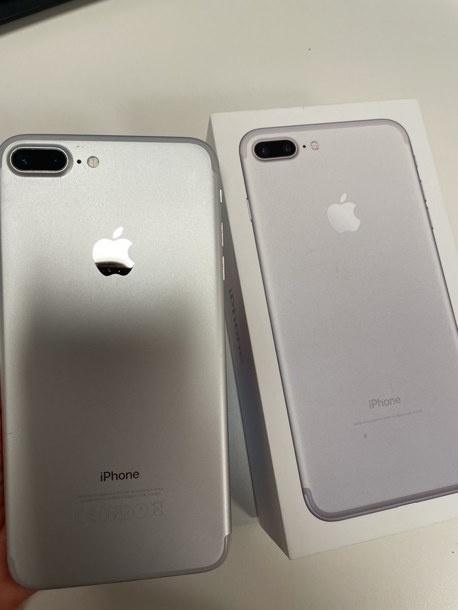 Apple Telefoni cellulari / Smartphones: Iphone, 128GB, silver, 7plus, einwandfrei – Nuovo (secondo la descrizione) da Rothrist venduto da ilodj 1
