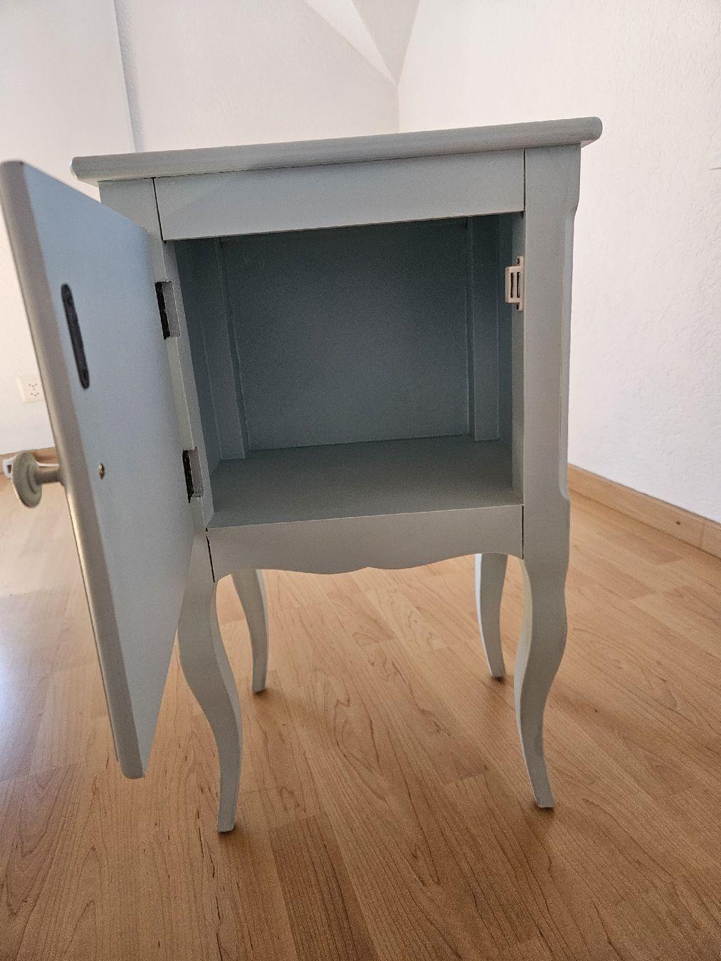 Kommoden: Kommode/Nachttischli – Gebraucht aus Widnau von kat_8lhj 2