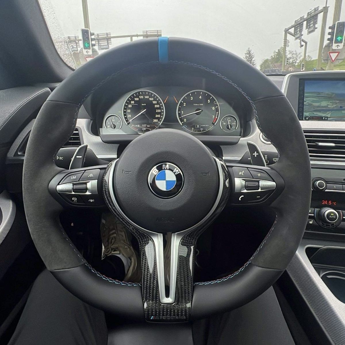 BMW Tutti pezzi di ricambio auto: BMW MPerfomance Lenkrad Alcantara/Leder – Nuovo e nell'imballaggio originale da Oensingen venduto da custom_lenkraeder 4