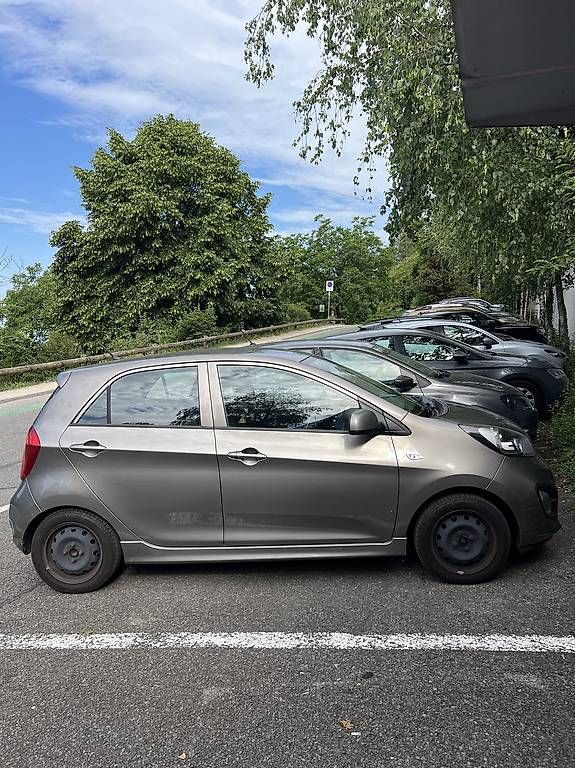 Automobili: Petit Kia Picanto III ISG à vendre  – Usato da Chernex venduto da mar_x2q5 1