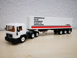Seltener SIKU 1/55 MAN Sattelzug von Manor, unbespielt