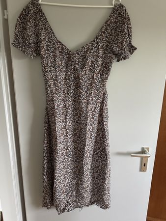 Robe Billabong à fleurs avec buste smocké taille S