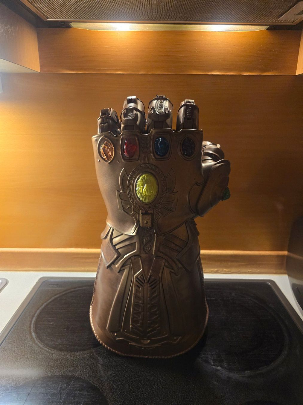 Marvel Jouets: Infinity Gauntlet Replica Marvel – D'occasion à Schaffhausen par K.Ichimaru