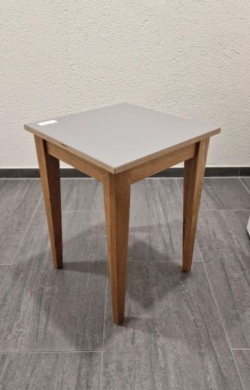 Sgabelli: Hocker aus recyceltem Holz - Eigenproduktion – Usato da Glattbrugg venduto da BauTeile 1
