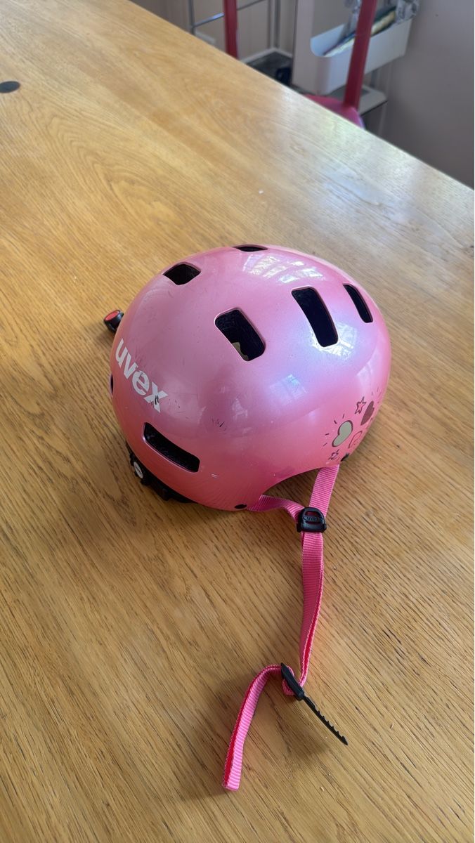 Uvex Helme: Uvex Kinder Helm Pink Grösse 50-54 cm – Gebraucht aus Zuerich von Rufab