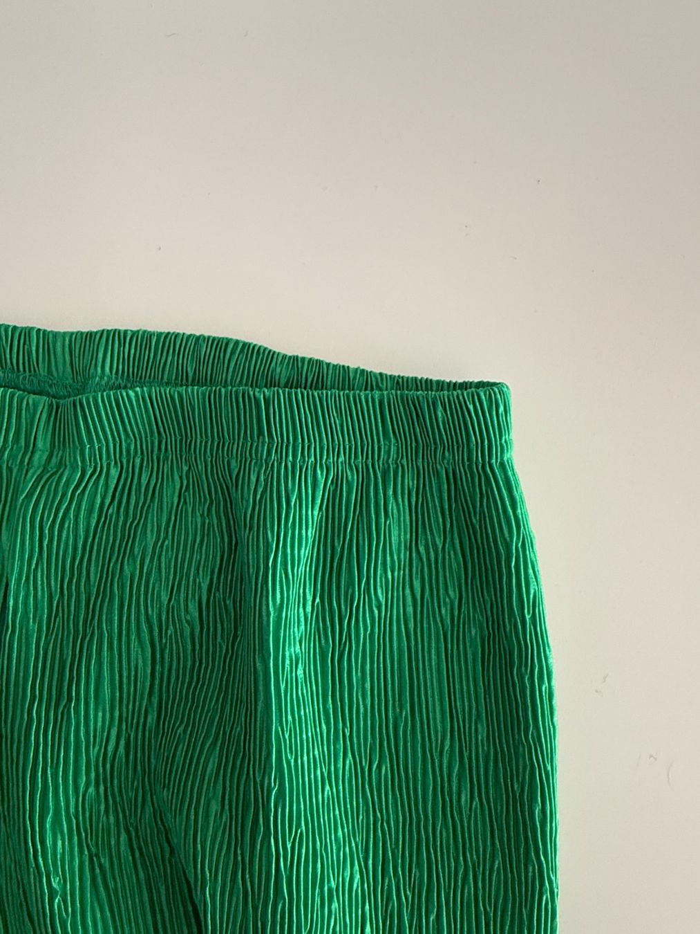 Pantaloni: Plisseehose grün S – Usato da Zürich venduto da Diazaio 1
