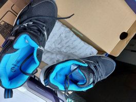Nuove con scatola scarpe ginnastica 40