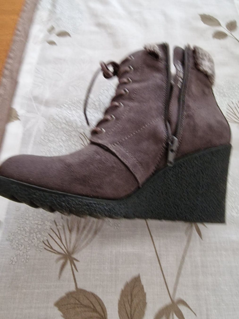 Chaussures femmes: Stiefeletten 40 – Neuf (Voir description) à Ottenbach par Claurin 3