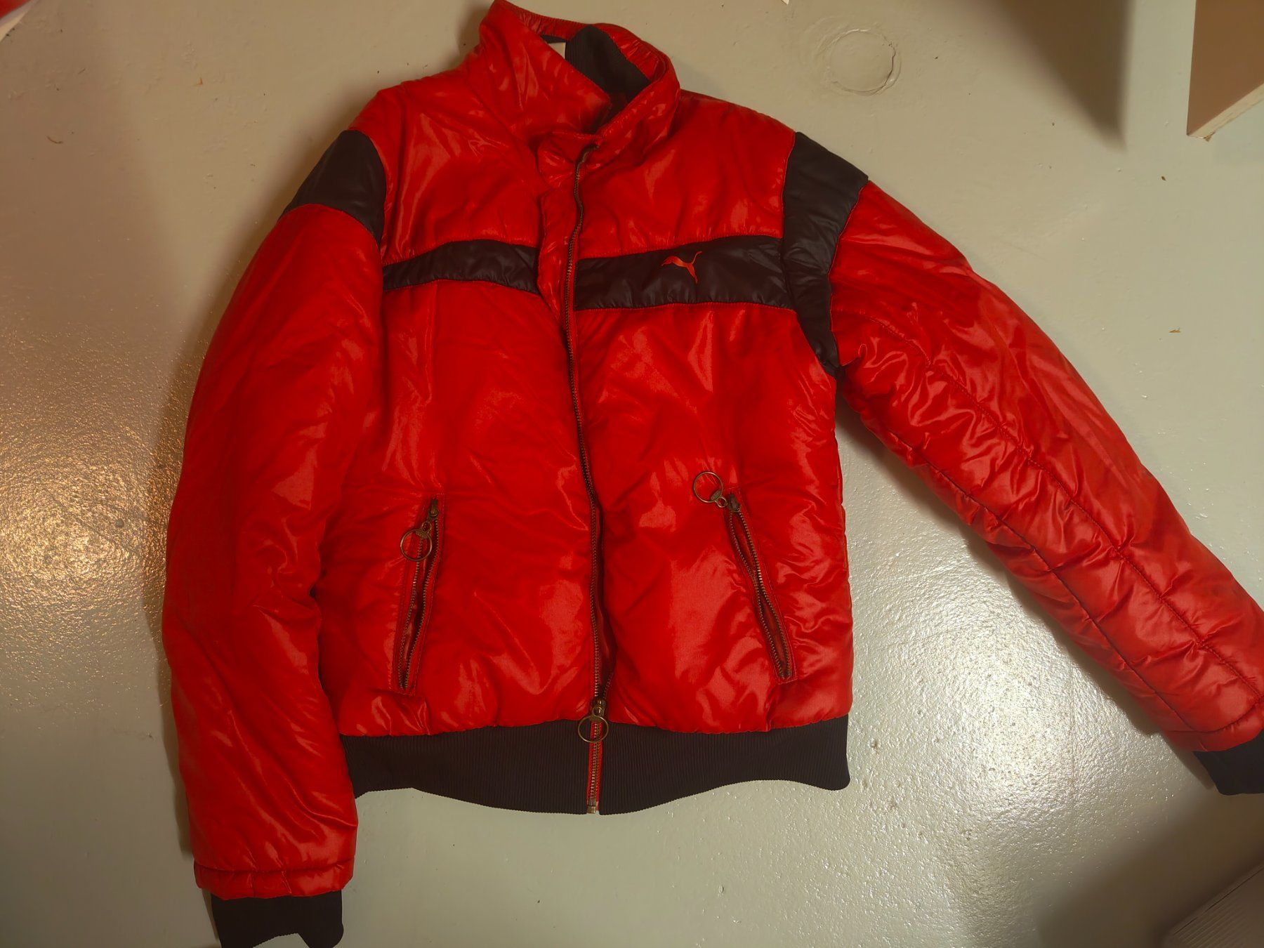 Puma Jacken: Retro Jacke von Puma – Gebraucht aus Büren an der Aare von Alenavn 1