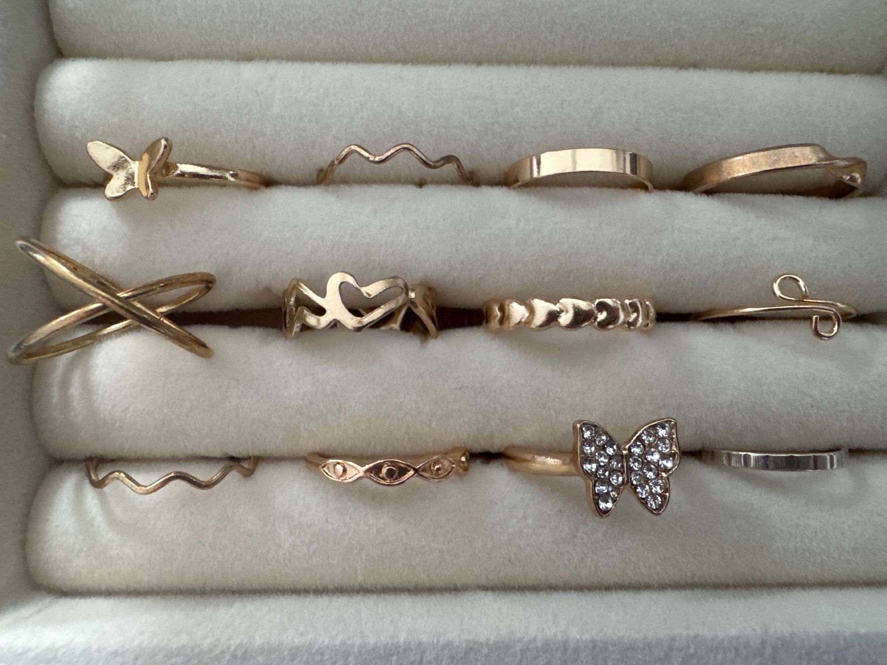Ringe: Fingerringe- Modeschmuck – Neu (gemäss Beschreibung) aus Geuensee von jes_9xyk