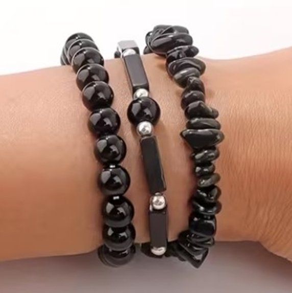 Bracelets: Armbandset – Neuf (Voir description) à Halden par YUSEN012