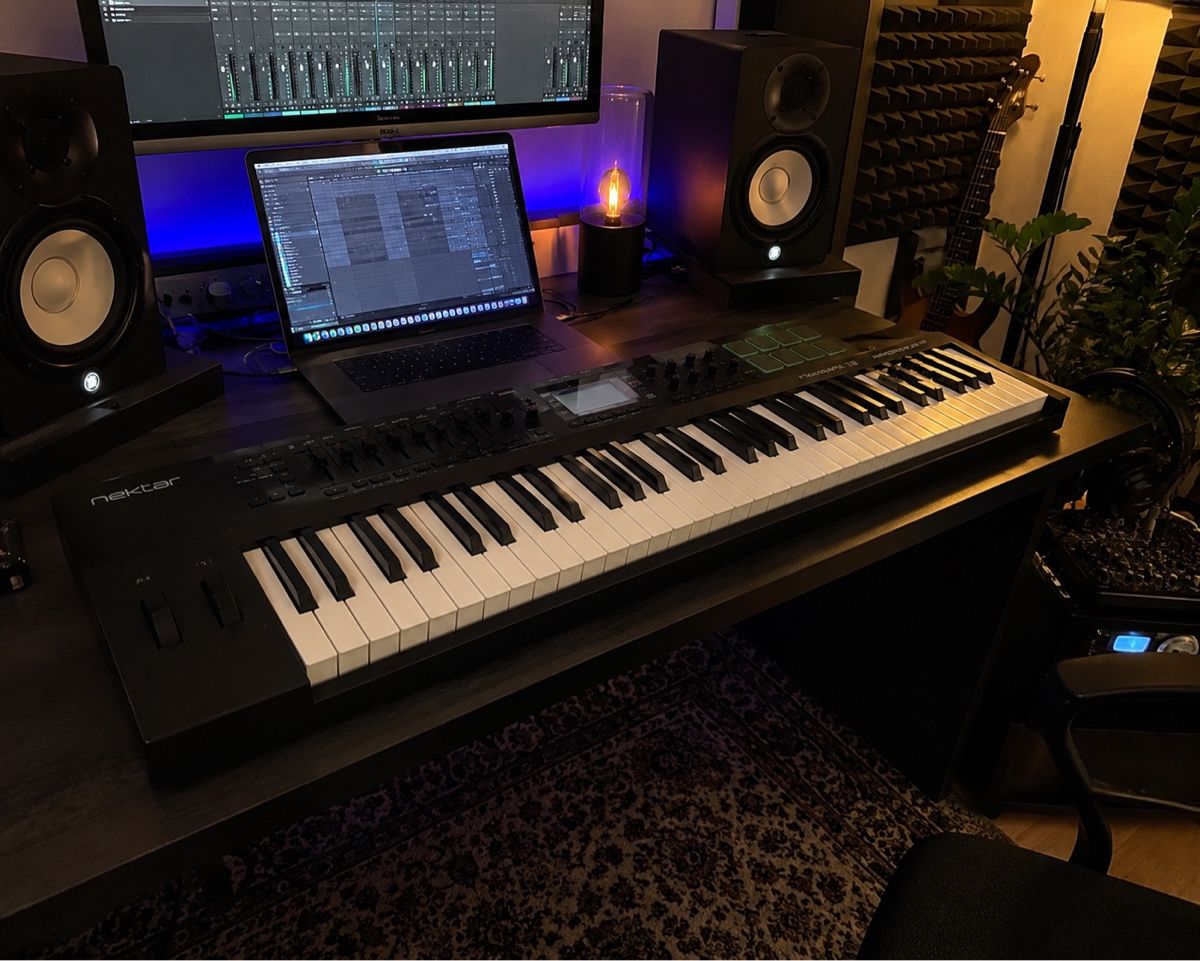 Strumenti musicali: Nektar Panorama T6 MIDI Keyboard Controller – Nuovo (secondo la descrizione) da Lugano venduto da mal_8p7j