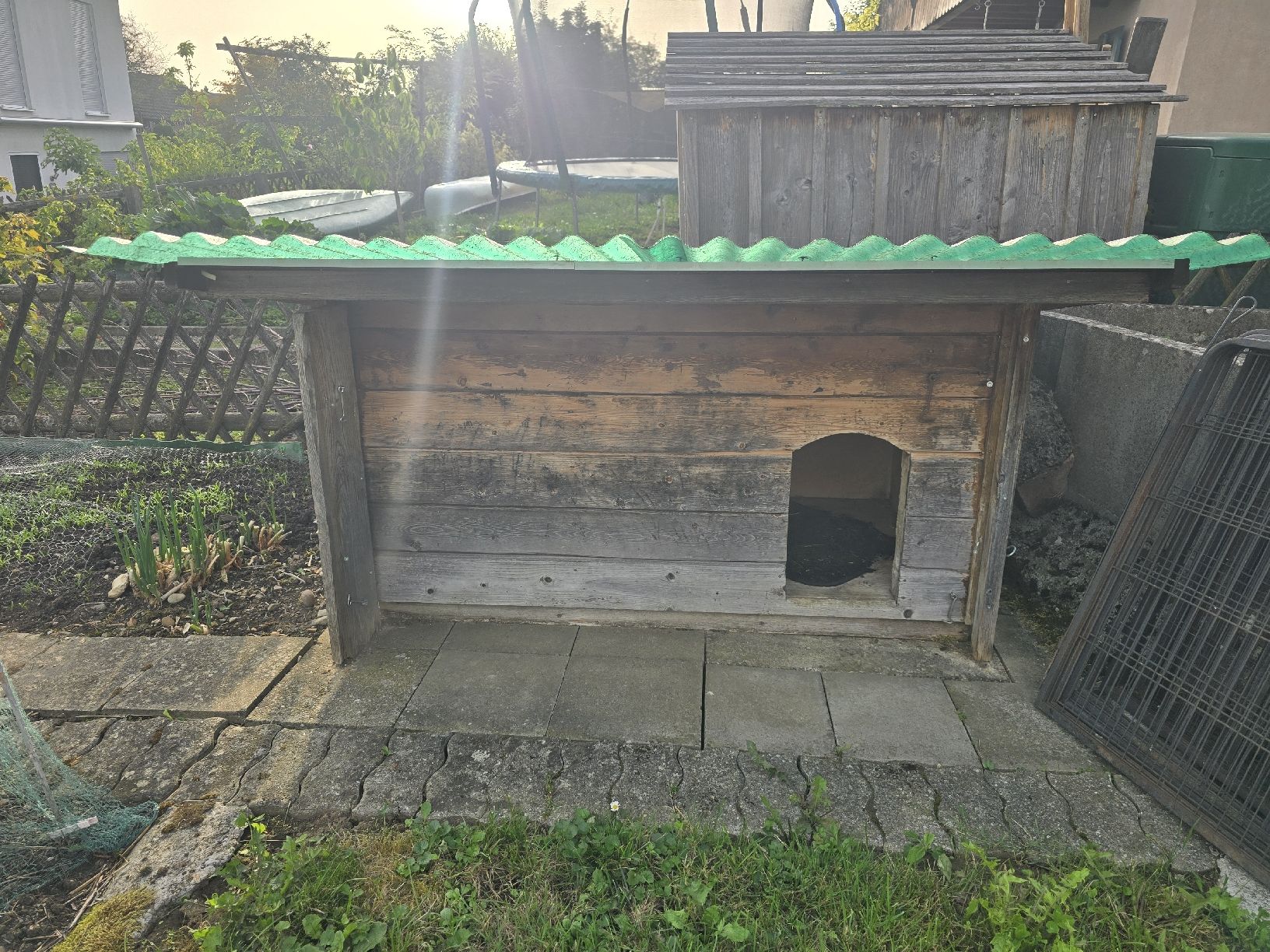 Liege- & Schlafplätze: isolierte Hundehütte – Gebraucht aus eschenz von Regu86