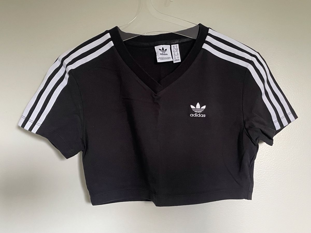 Adidas Top: Crop top Adidas noir, taille S – Nuovo (secondo la descrizione) da Vuadens venduto da Nina11