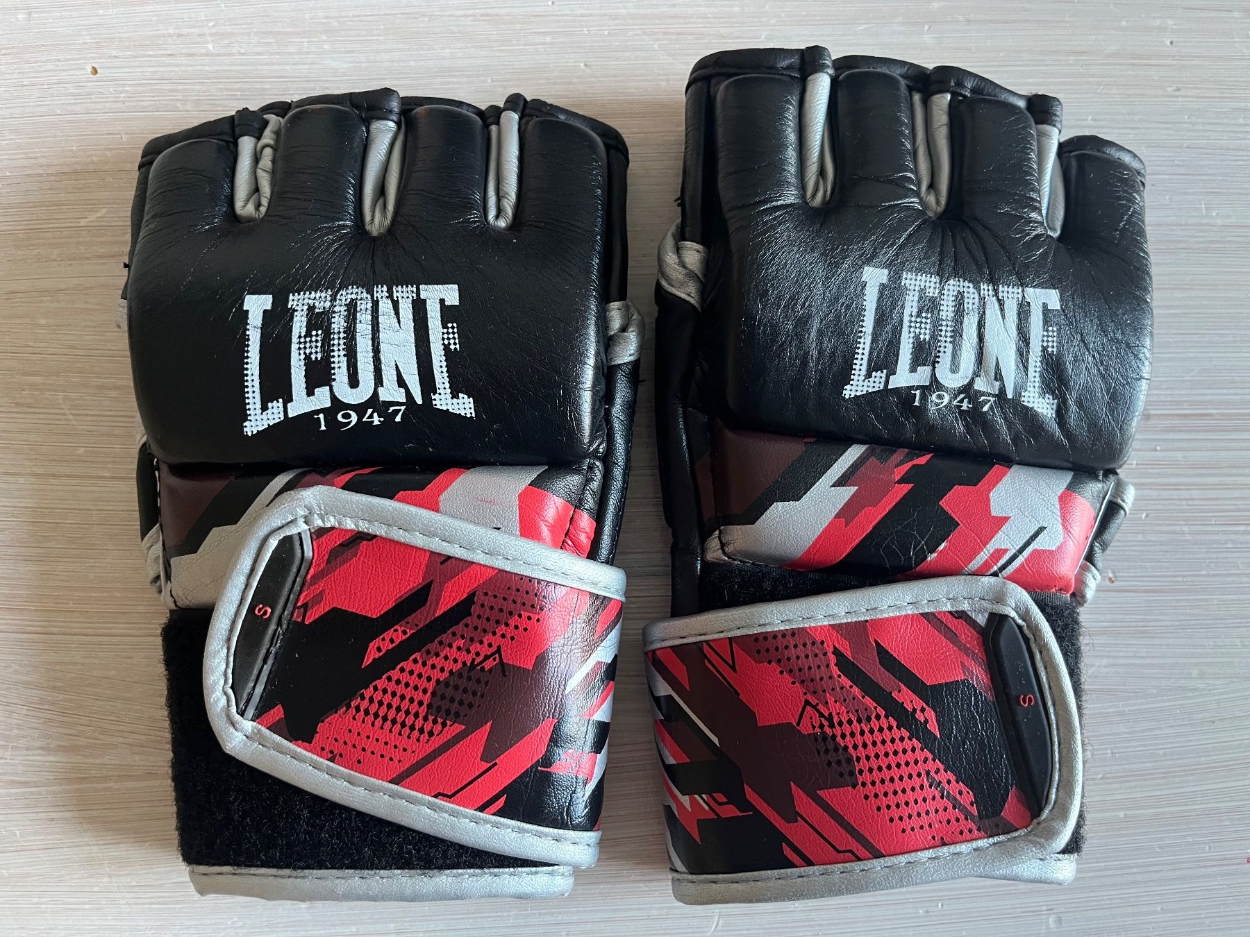 Guanti & manicotti: MMA Handschuhe von LEONE Grösse S – Nuovo (secondo la descrizione) da Olten venduto da mun_8jmd