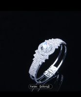 Eleganter Damen Armreif mit funkelnden Steinchen Silbrig Neu