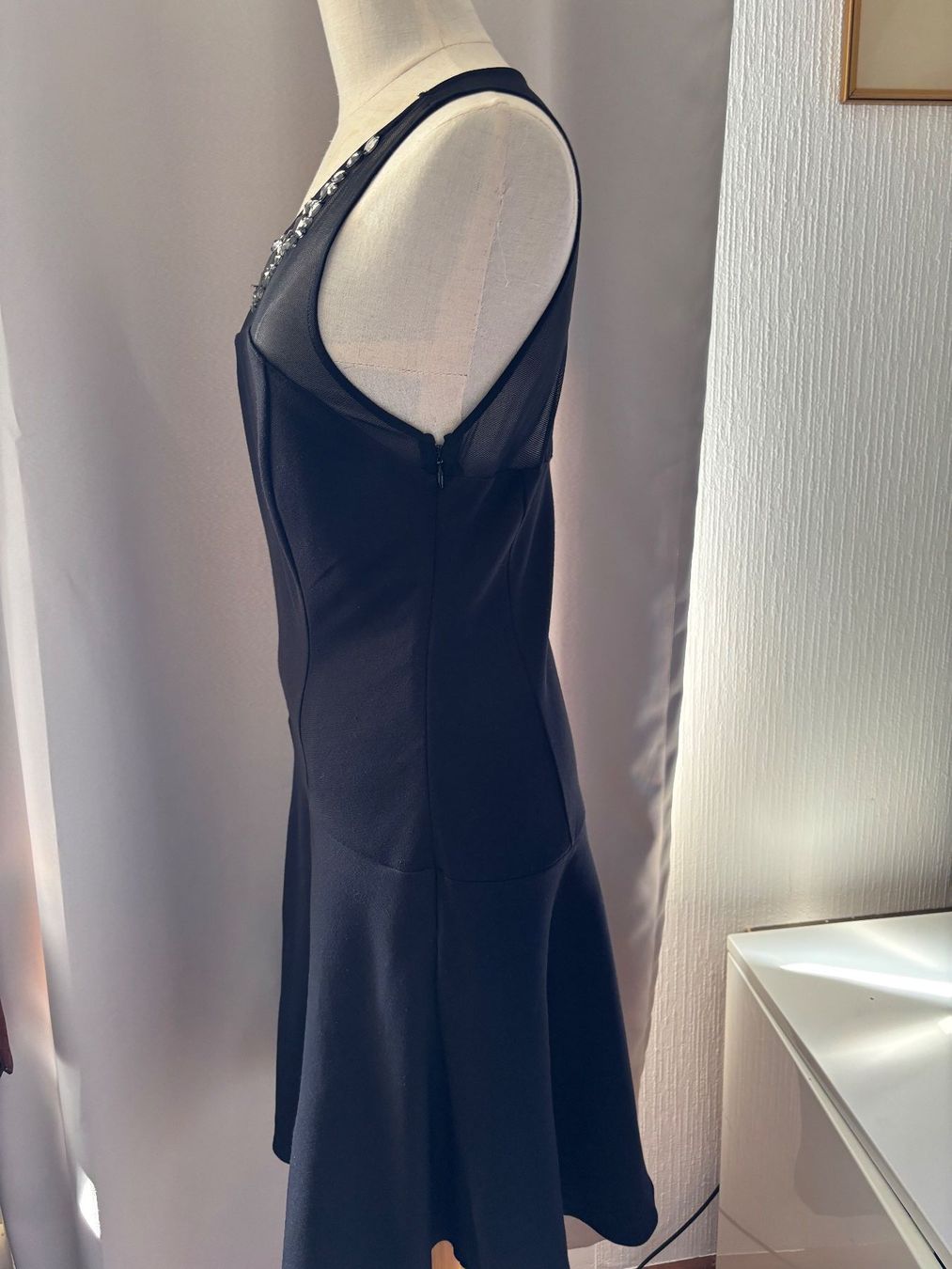 Vestiti: Robe noire de la  marque  americaine EXPRESS taille S – Usato da Peseux venduto da CharmeCommerce 5