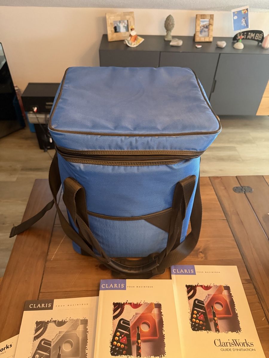 Apple PCs: Apple Macintosh Classic (1990) – D'occasion à Prez-vers-Siviriez par bussard31 3