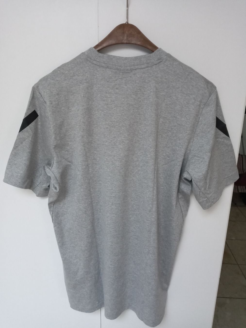 Adidas T-Shirts: T-shirt Adidas original, gr. L – Neu und originalverpackt aus Düdingen von gum_g8cr 1