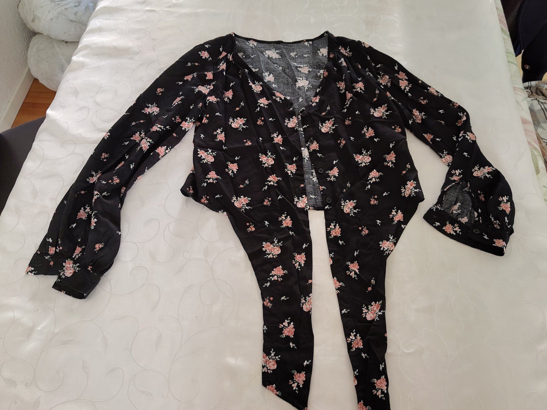 Camicette: schwarze Bluse von chicoree XS – Usato da Brüttisellen venduto da kikaninchen79 3