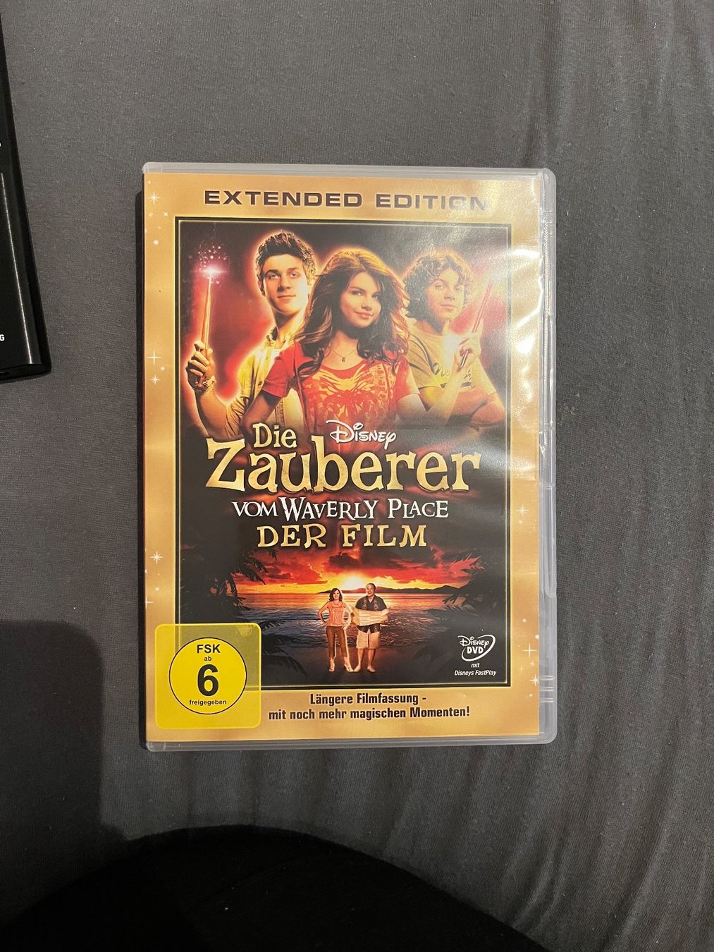 Home Cinema: Selena Gomez Film – Usato da Reinach ag venduto da Wildschwein_Braten