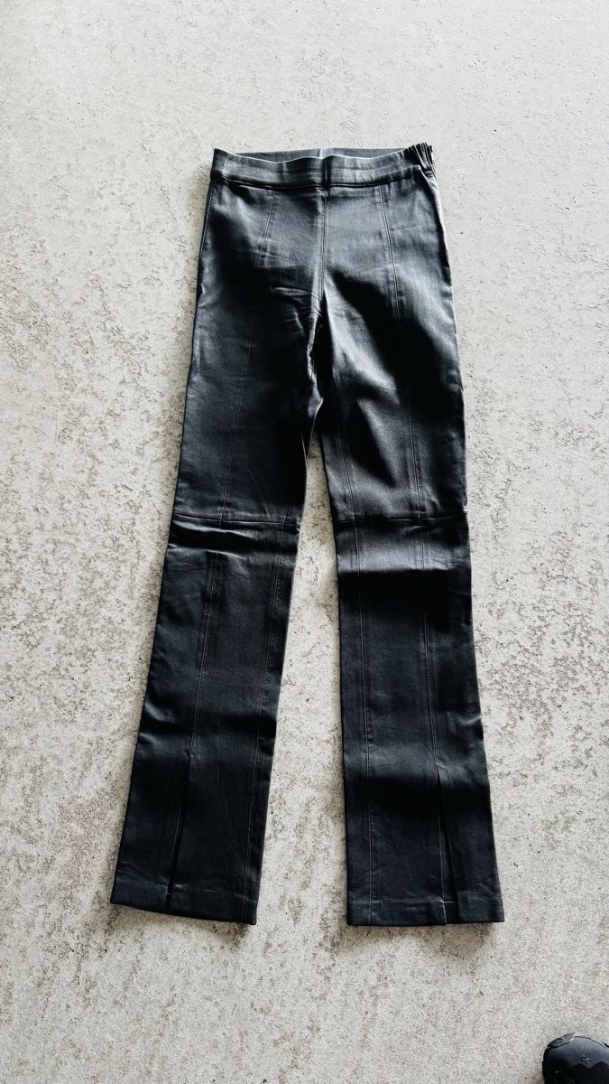 Massimo Dutti Pantaloni: Massimo Dutti Lederhose, XS (34) – Usato da Heerbrugg venduto da Heaven09