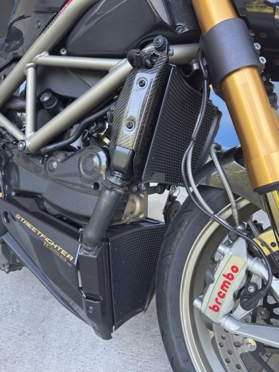 Ducati Strada: Ducati Streetfighter 1098S – Usato da Zürich venduto da benoitZH 3