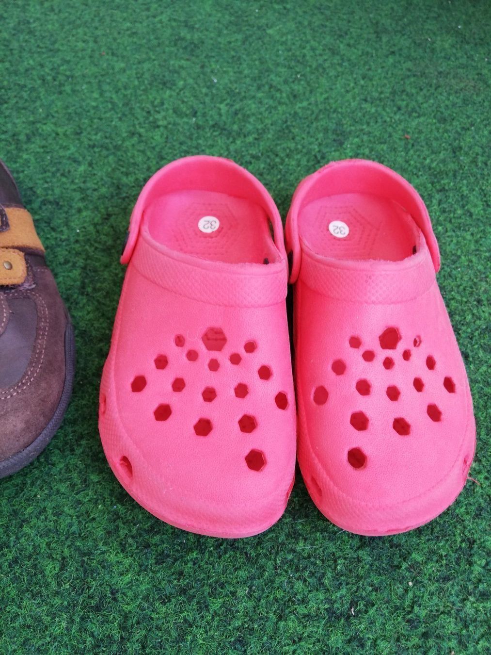 Scarpe per ragazzi: Schuhe Twisty Leder + Rote ..Grösse 32 – Usato da Davos Platz venduto da wauwauin 1