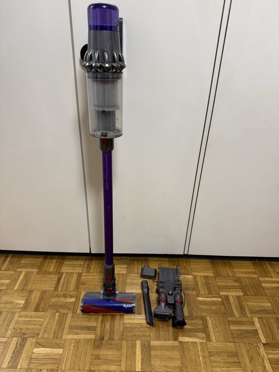 Dyson Staubsauger & Zubehör: Aspirateur Dyson V11 – Gebraucht aus Lausanne von cjrrviseu 3