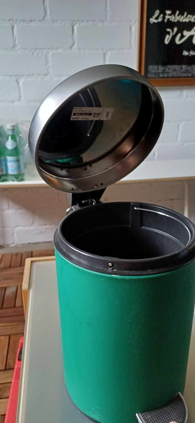 Ikea Abfalleimer: Tretmülleimer grün mit Absenkfunktion – Gebraucht aus Utzenstorf von malibu06 1
